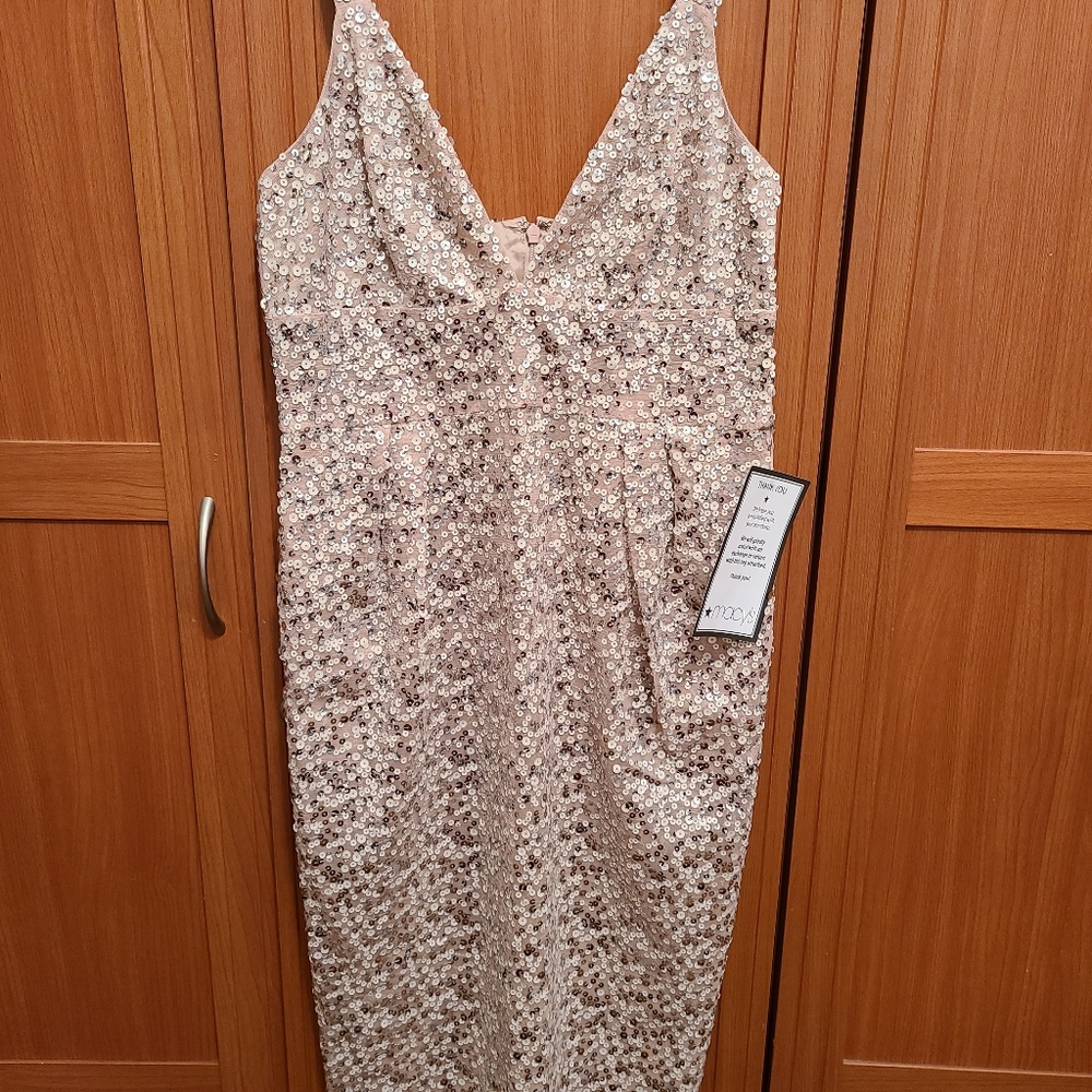 Sequin Midi Dress in ChampagneJILL JILL STUARTColor:Champagne
